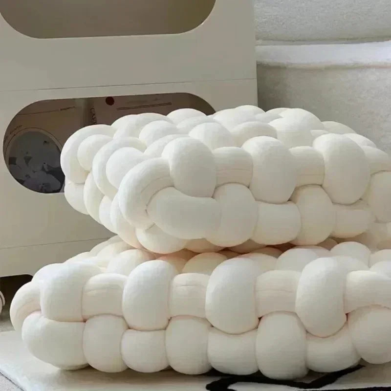 Scandinavian Knot Cushion