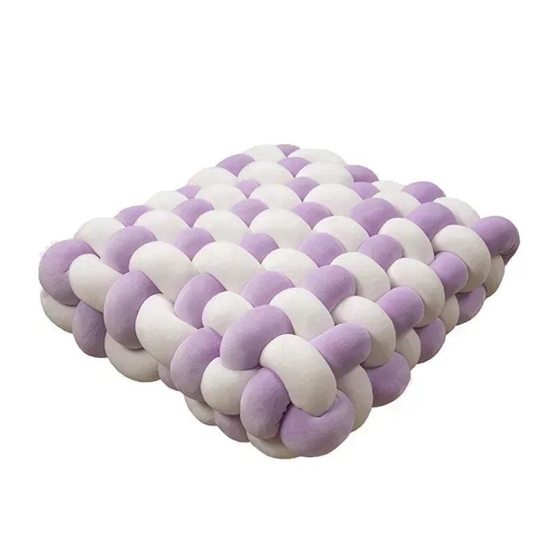 Scandinavian Knot Cushion